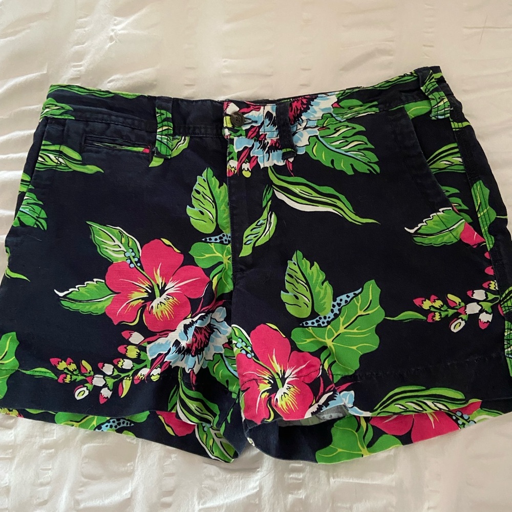 Navy shorts with tropical floral print